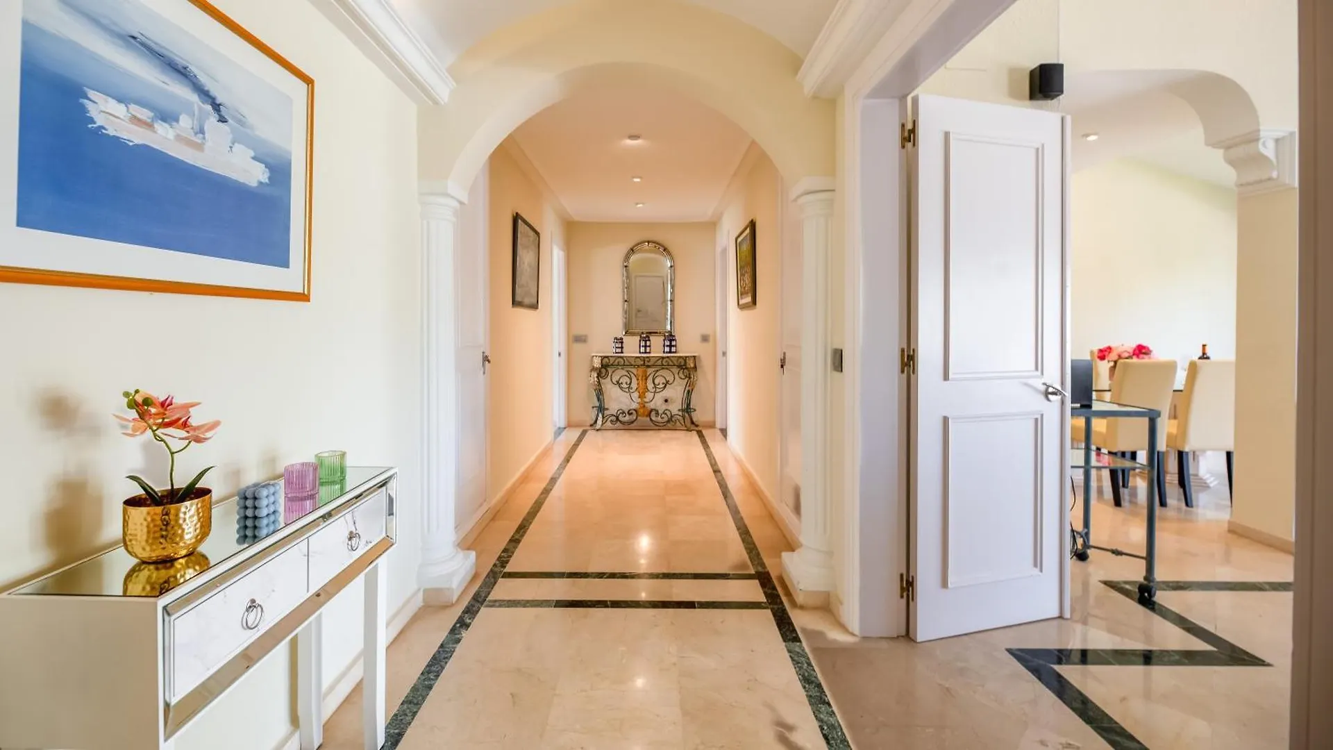 דירה Penthouse Boutique Suite מארבלה